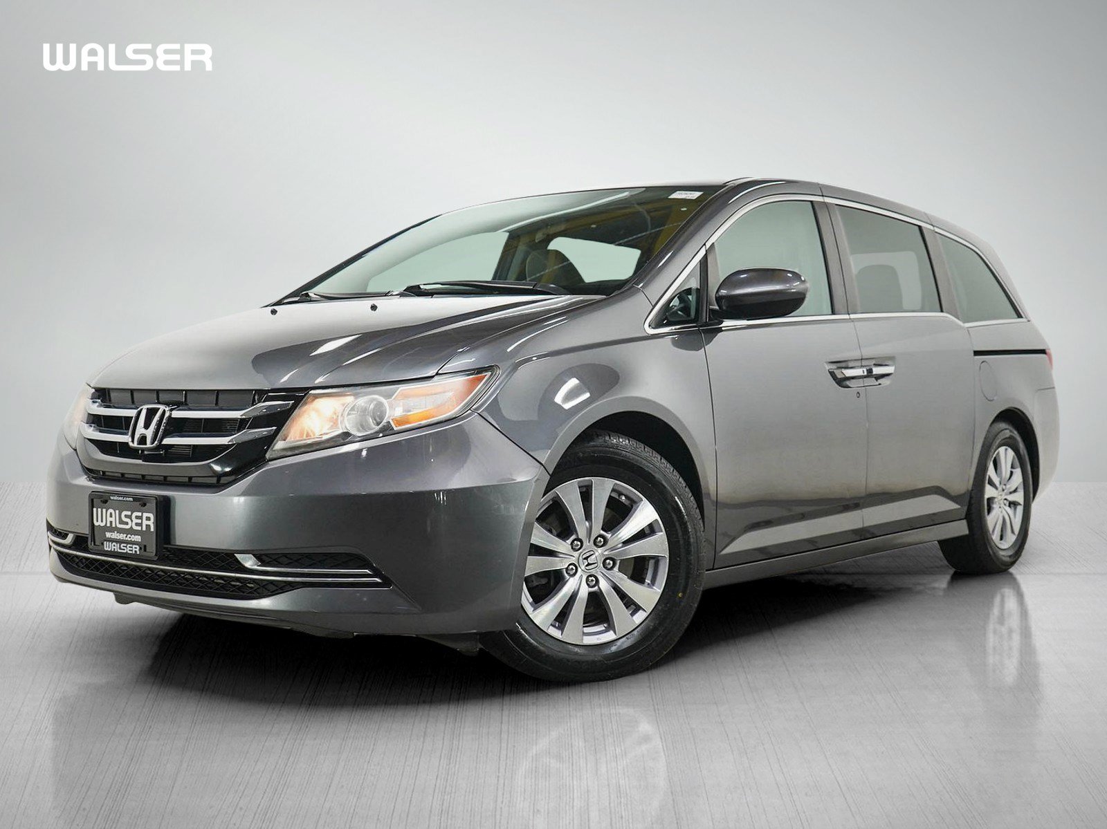 Used 2016 Honda Odyssey SE image 1