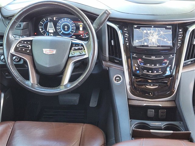 Used 2019 Cadillac Escalade ESV Premium Luxury image 28