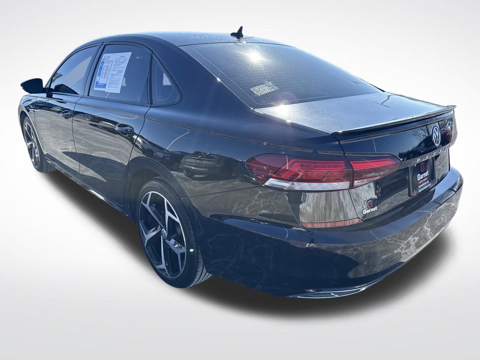 Certified 2022 Volkswagen Passat 2.0T R-Line FWD image 3