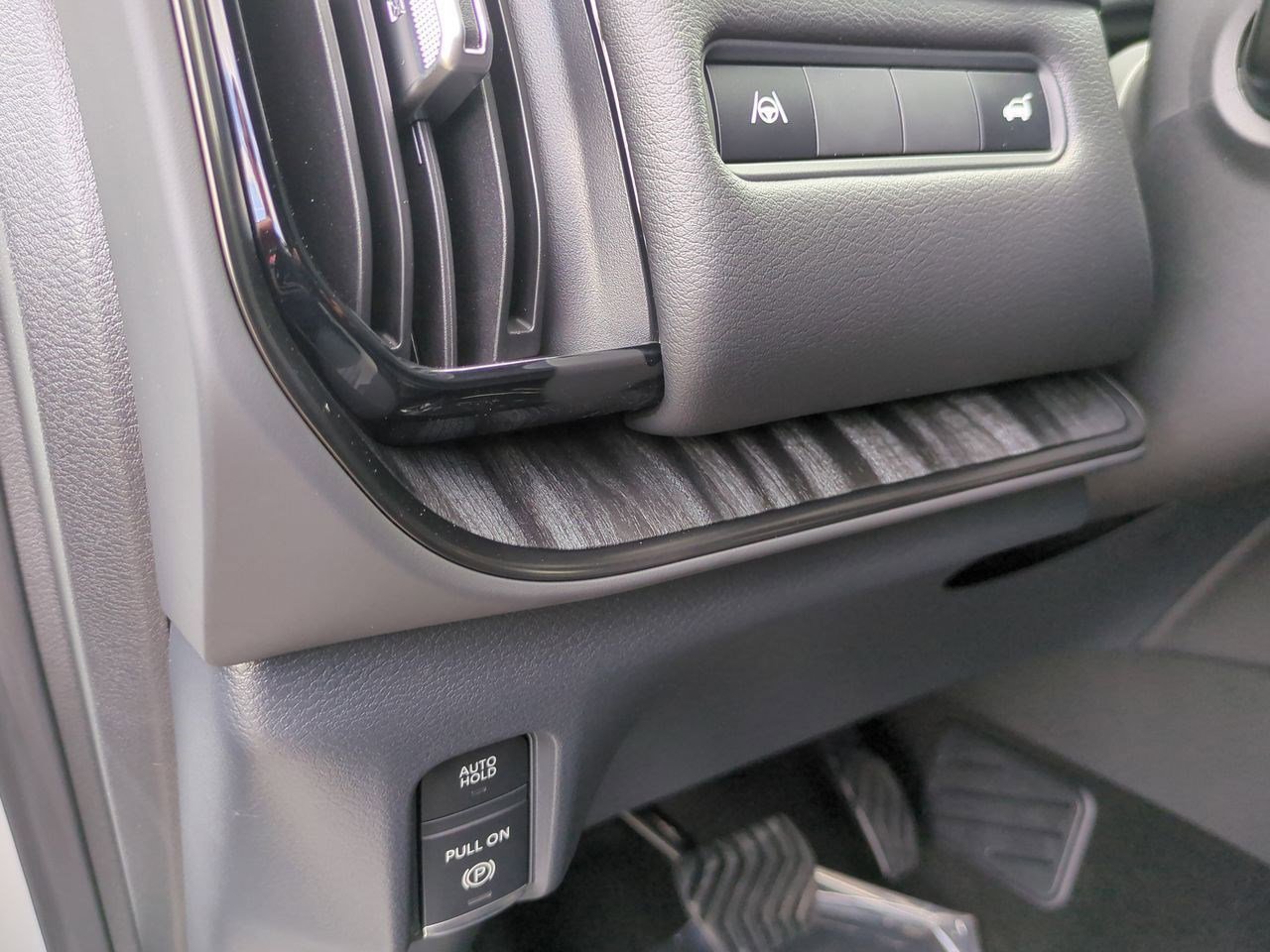 New 2025 Nissan Armada PRO-4X w/ Pro-4X Premium Package AWD/4WD image 16