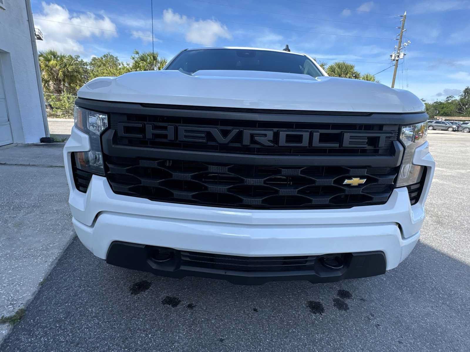 Used 2024 Chevrolet Silverado 1500 Custom RWD image 9