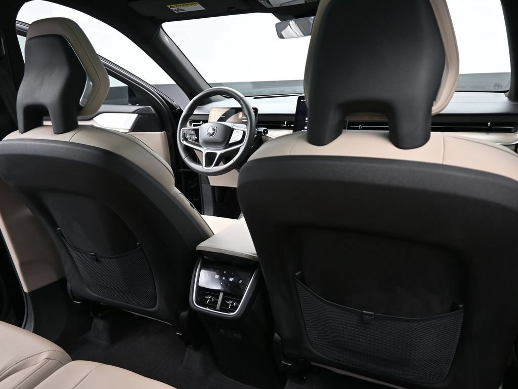 New 2025 Volvo EX90 Ultra AWD/4WD image 24