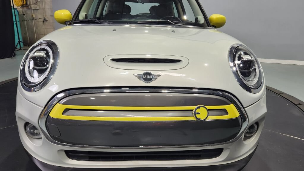 Used 2021 MINI Cooper SE w/ 6.5" Touchscreen Package FWD image 8