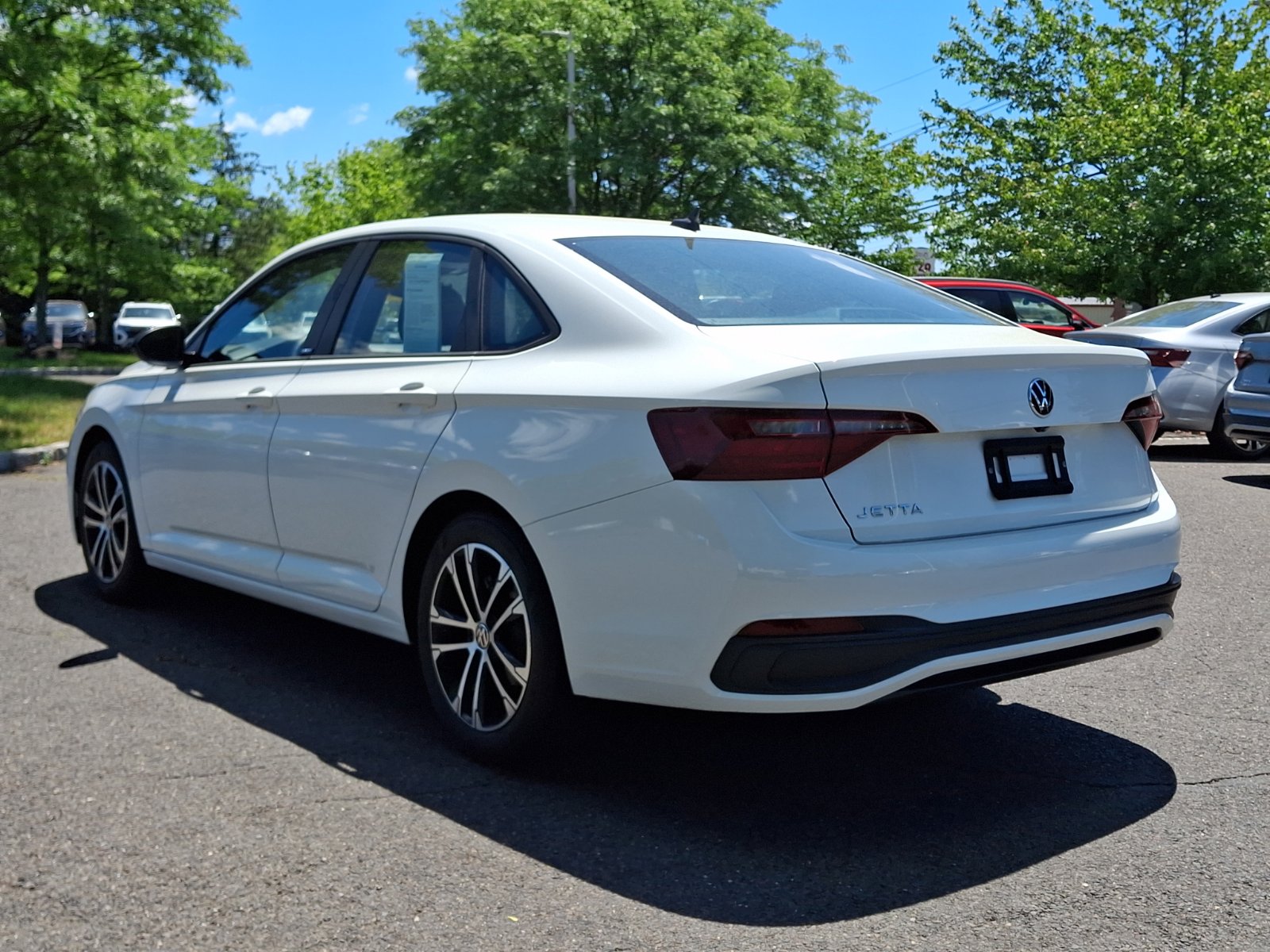 Used 2023 Volkswagen Jetta Sport FWD image 4