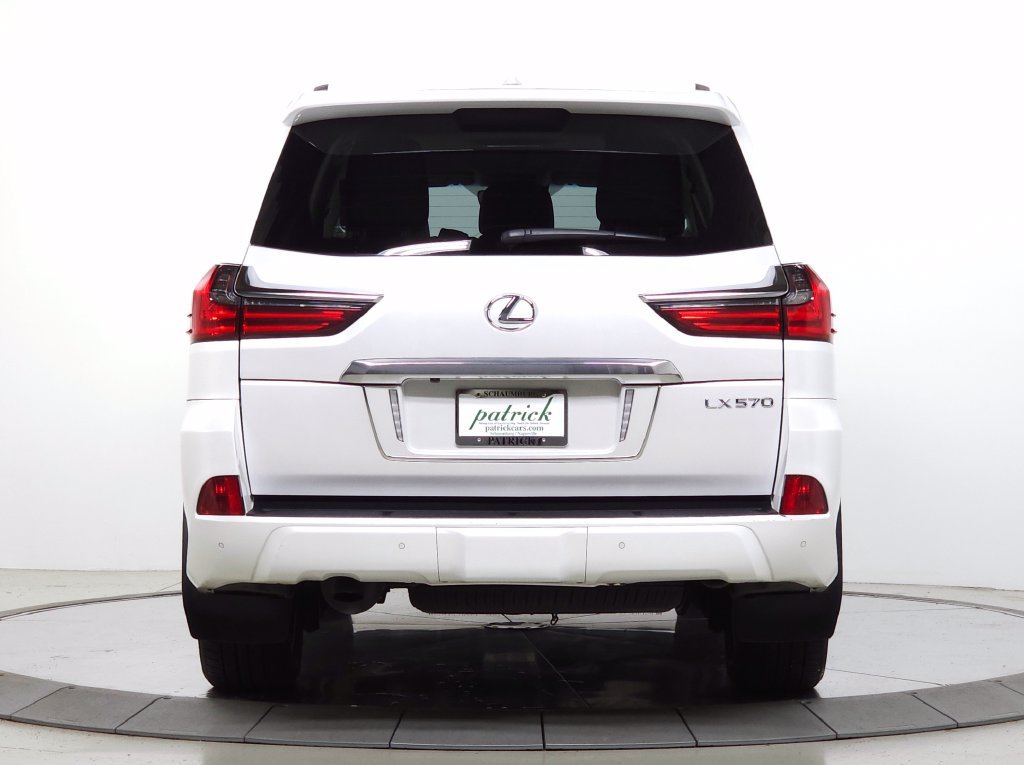 Used 2020 Lexus LX 570 4WD w/ Luxury Package image 6