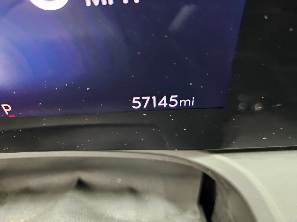 Used 2024 Buick Encore GX Sport Touring FWD image 22