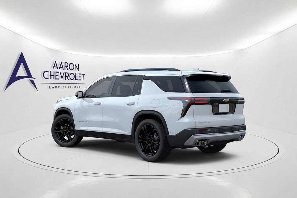New 2027 Chevrolet Traverse LT FWD image 3