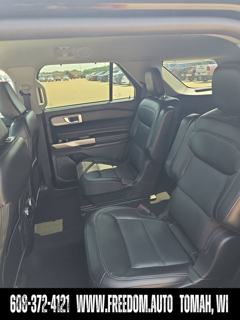 Used 2023 Ford Explorer Limited AWD/4WD image 21