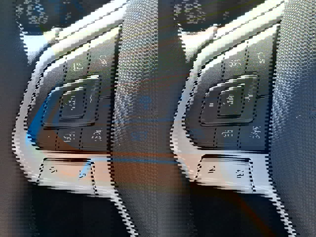 Used 2025 Volkswagen Jetta S image 23