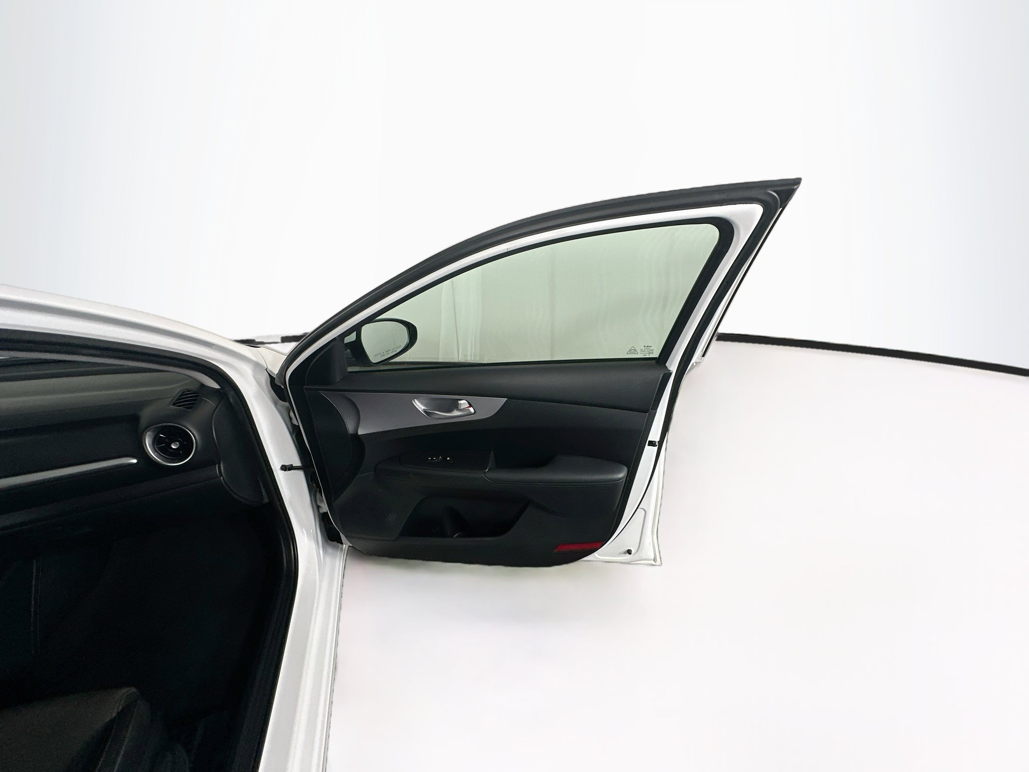 Used 2024 Kia Forte LXS FWD image 29