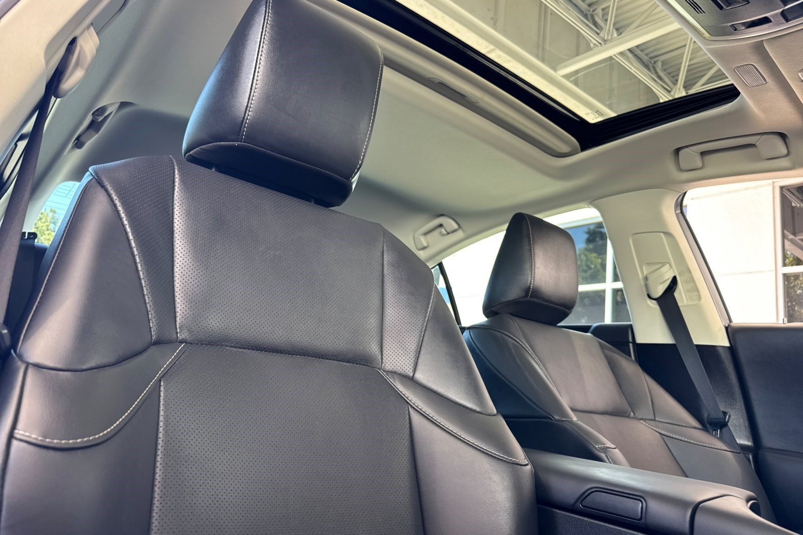 Certified 2024 Lexus ES 300h w/ Premium Package FWD image 20