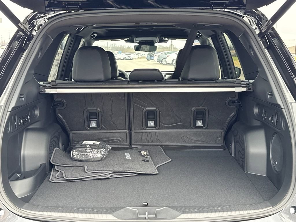 New 2025 Subaru Forester Touring image 13