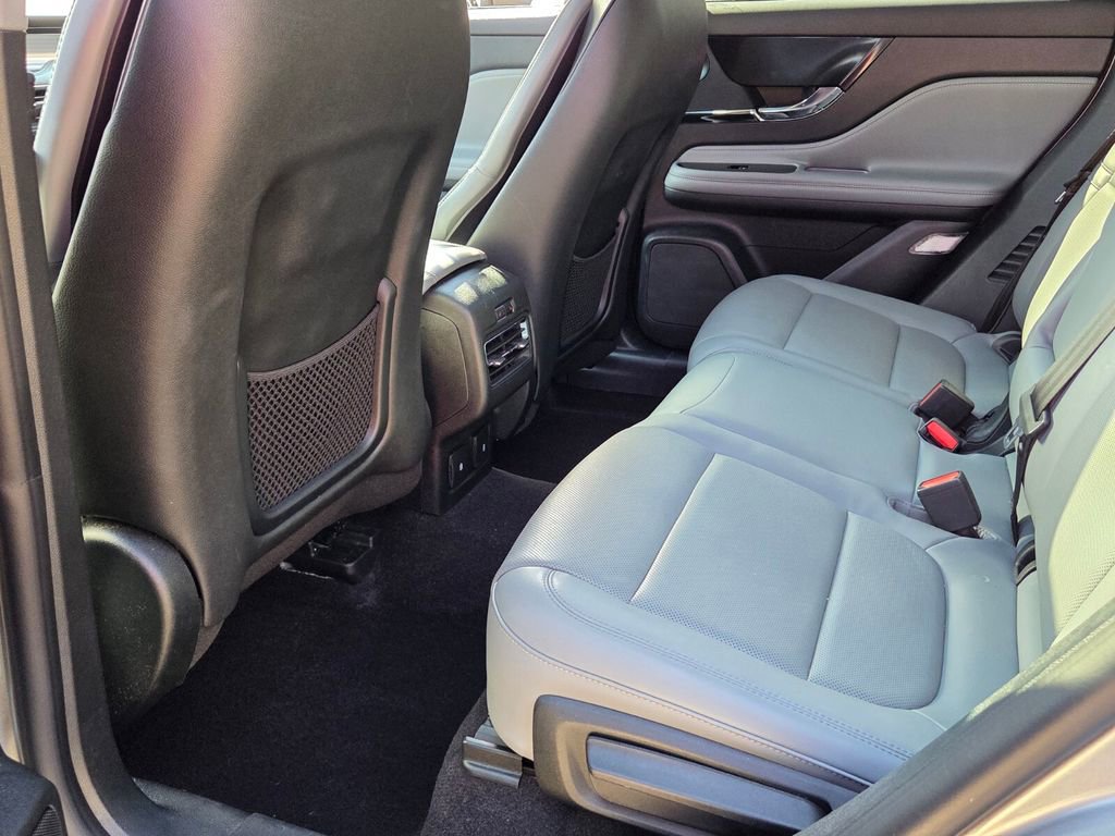 Used 2022 Lincoln Corsair Reserve w/ Equipment Group 201A image 13