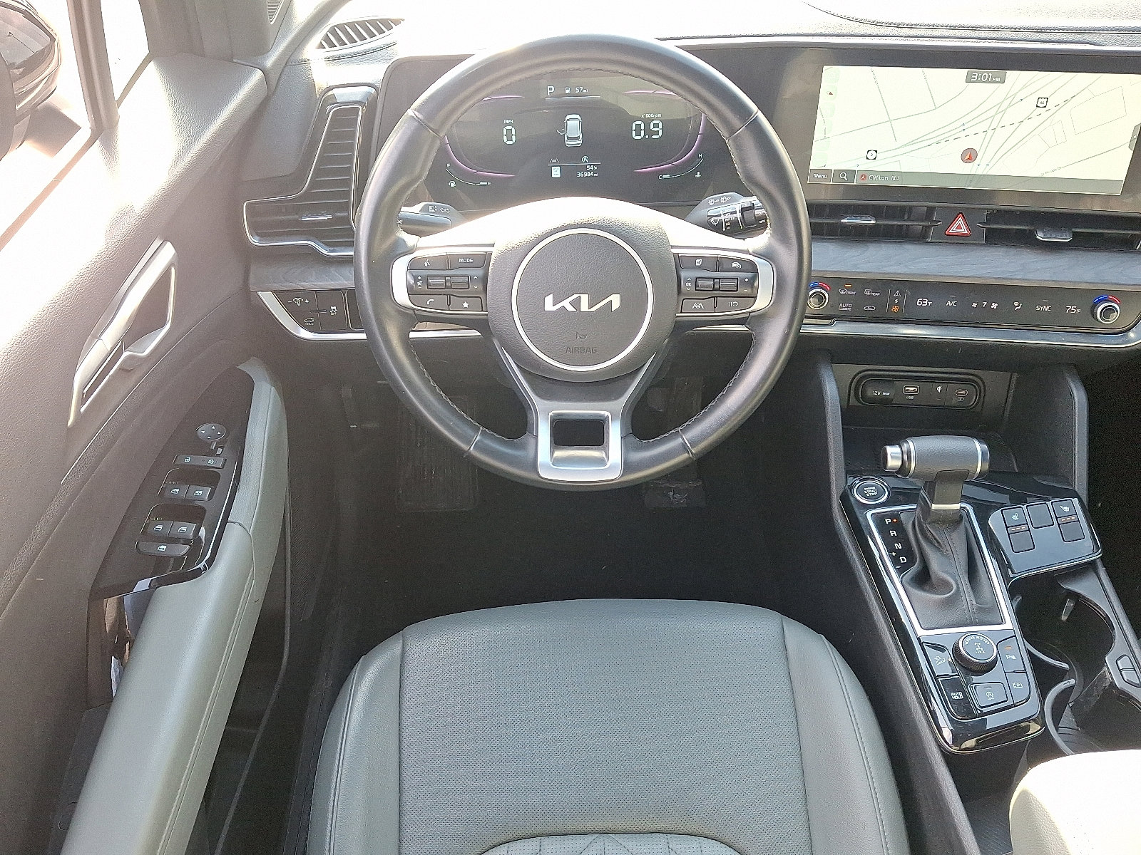 Certified 2023 Kia Sportage X-Line w/ X-Line Premium Package image 11