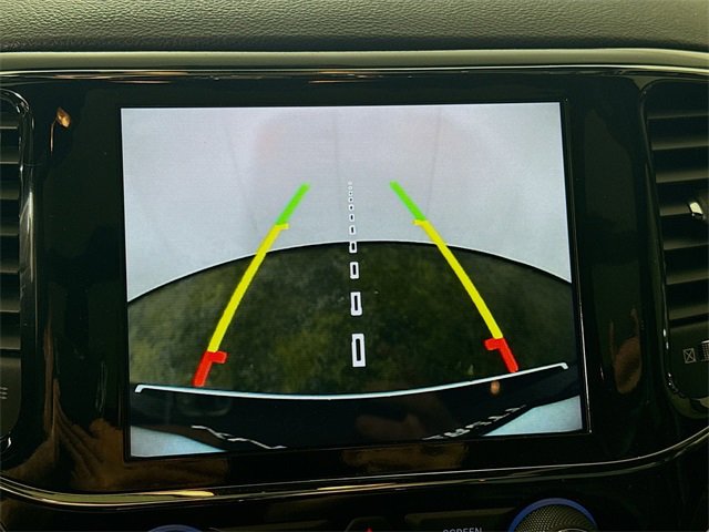 Used 2021 Jeep Grand Cherokee Limited w/ Sun & Sound Group image 14