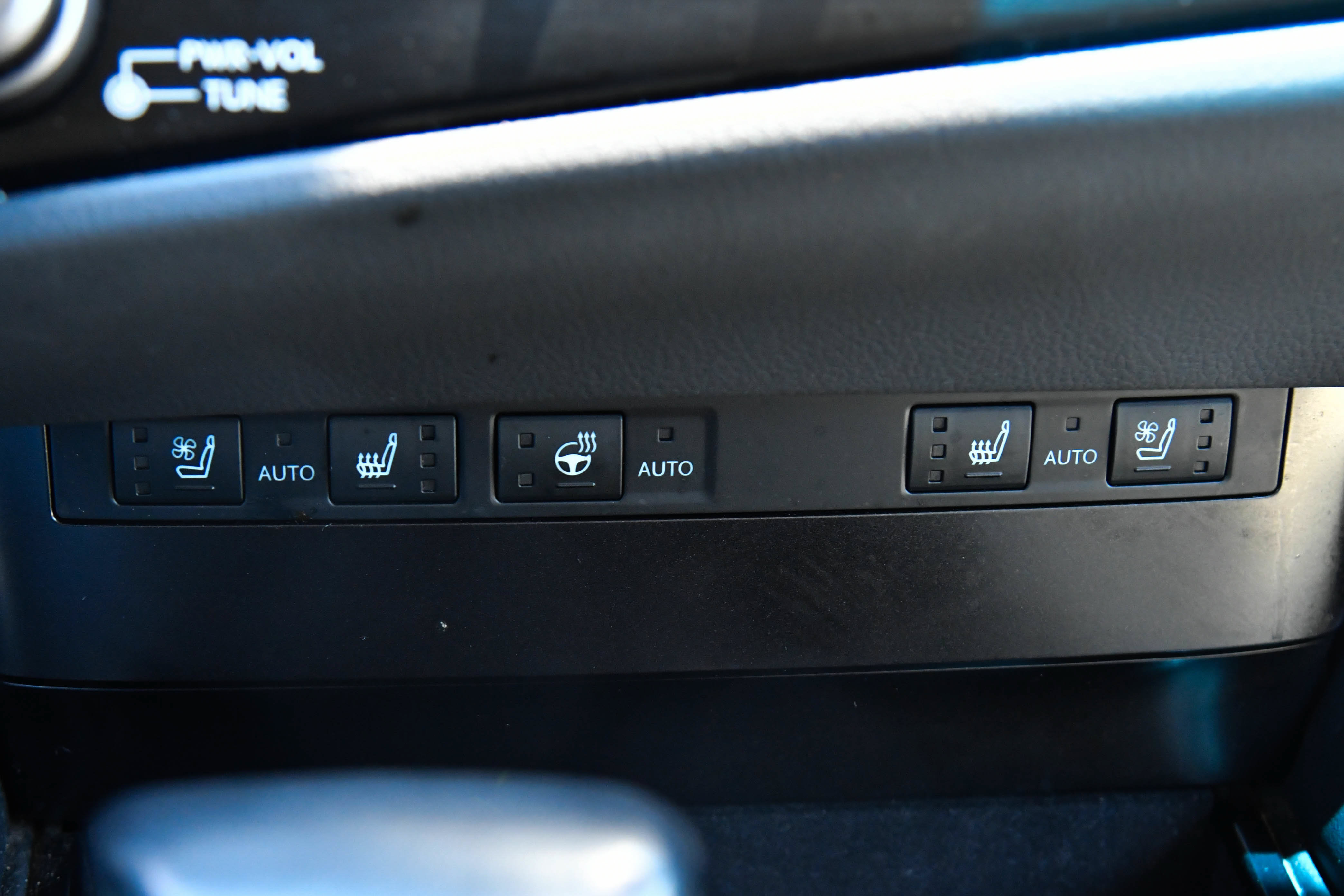 Used 2023 Lexus ES 300h w/ Premium Package FWD image 27