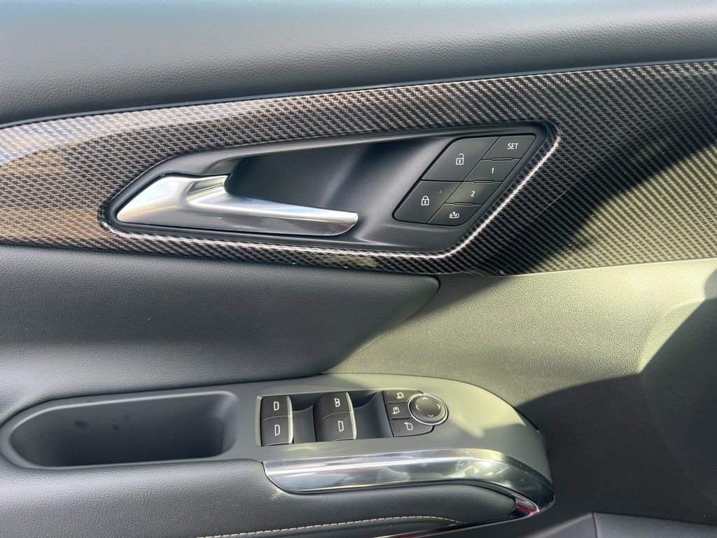 New 2026 Chevrolet Traverse High Country w/ LPO, Floor Liner Package image 8