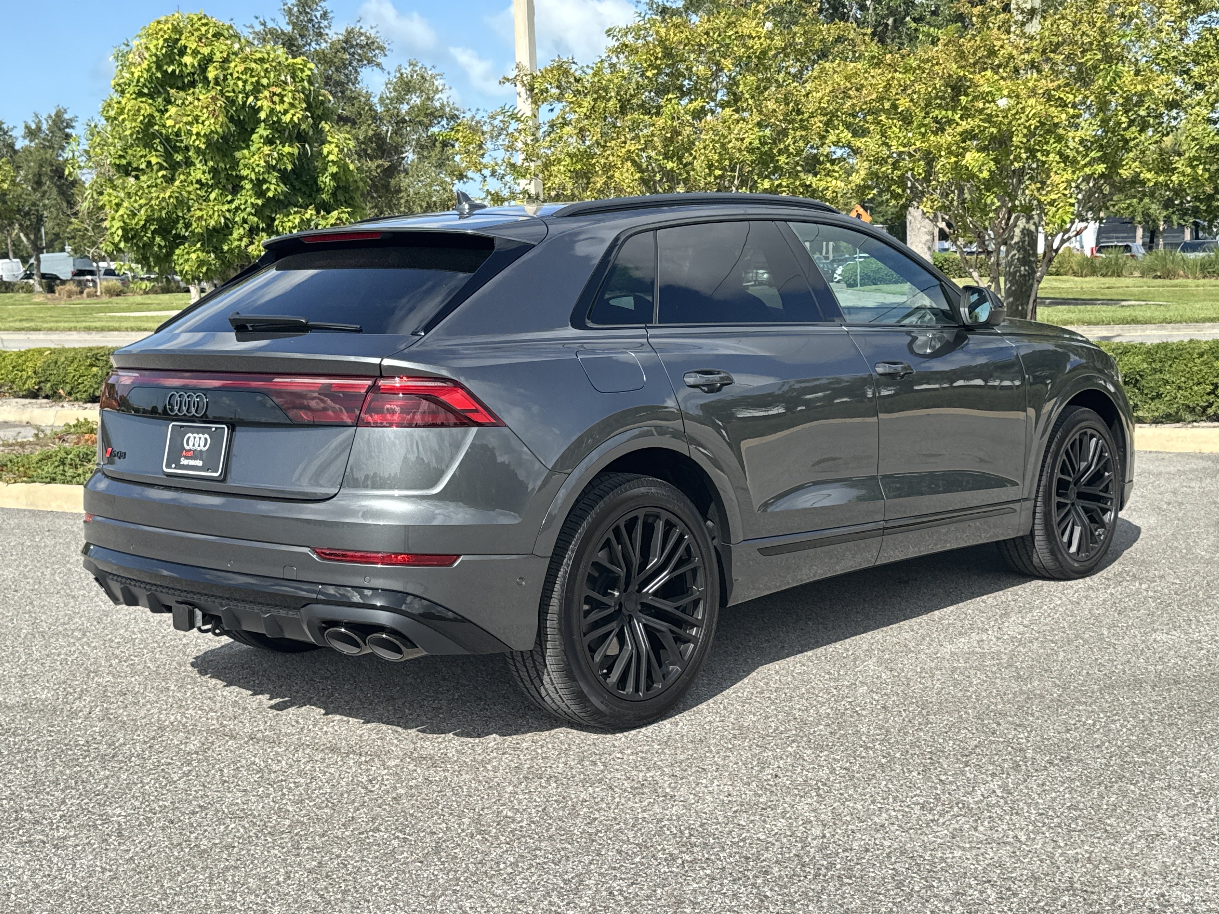 New 2026 Audi SQ8 Premium Plus AWD/4WD image 3