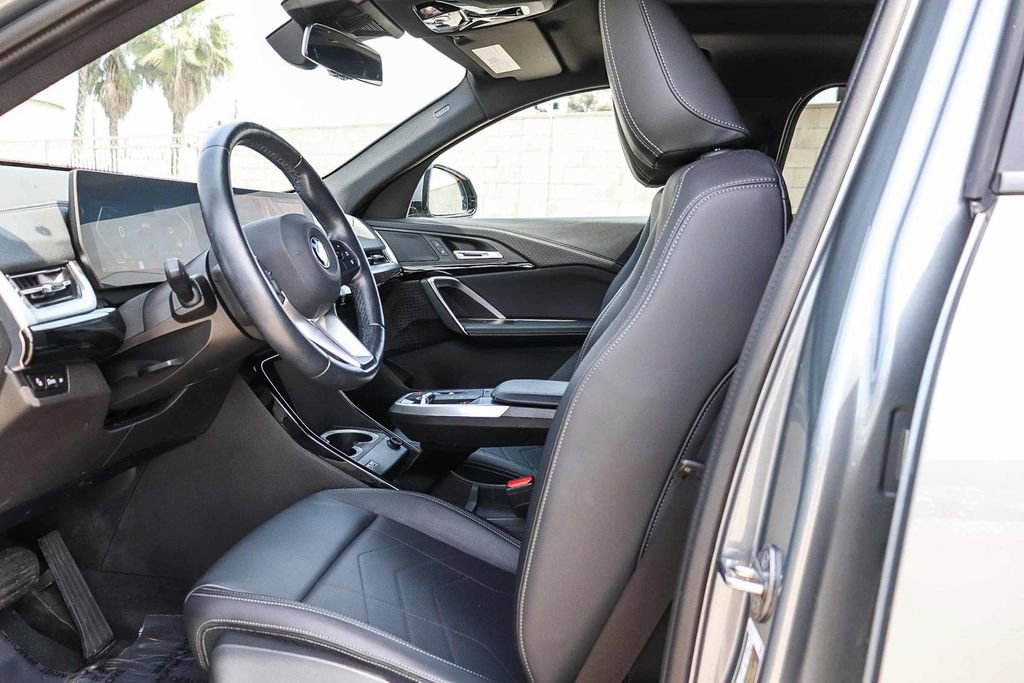 Used 2024 BMW X2 xDrive28i w/ Convenience Package AWD/4WD image 17