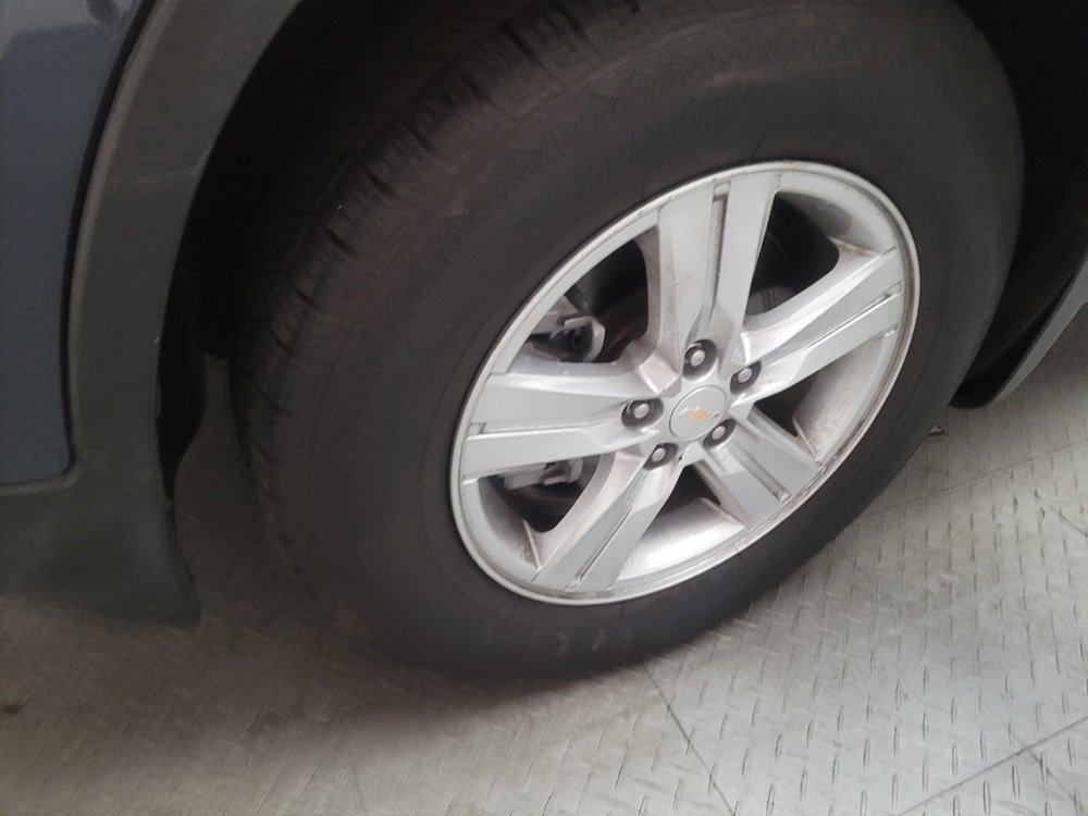 Used 2022 Chevrolet Trax LS w/ Tint and Cruise Package AWD/4WD image 31