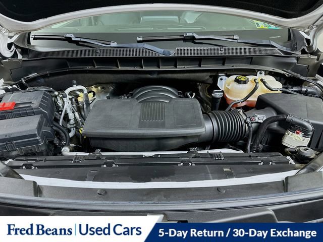 Used 2022 Chevrolet Suburban Z71 image 35