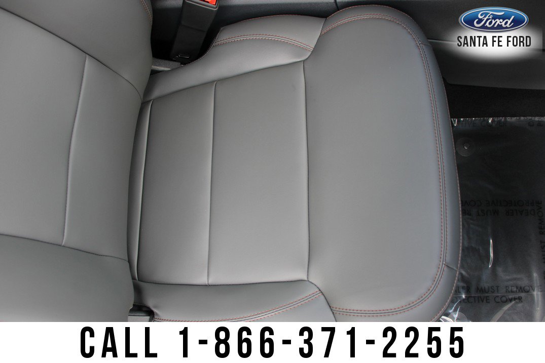 New 2025 Ford Expedition Active image 54