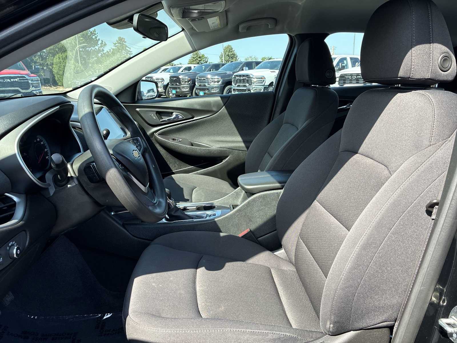 Used 2023 Chevrolet Malibu LT FWD image 13