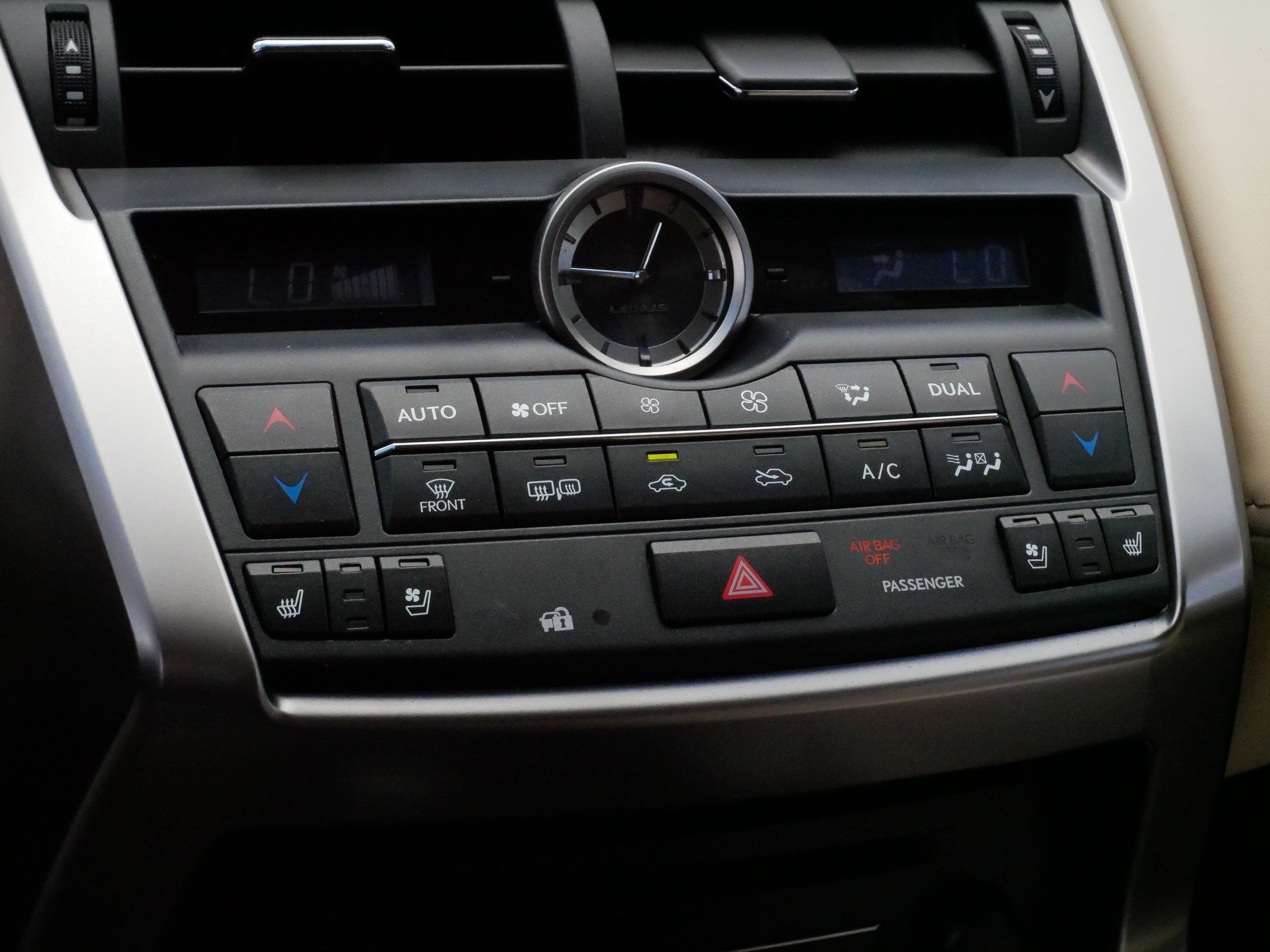 Used 2015 Lexus NX 200t AWD w/ Premium Package image 23