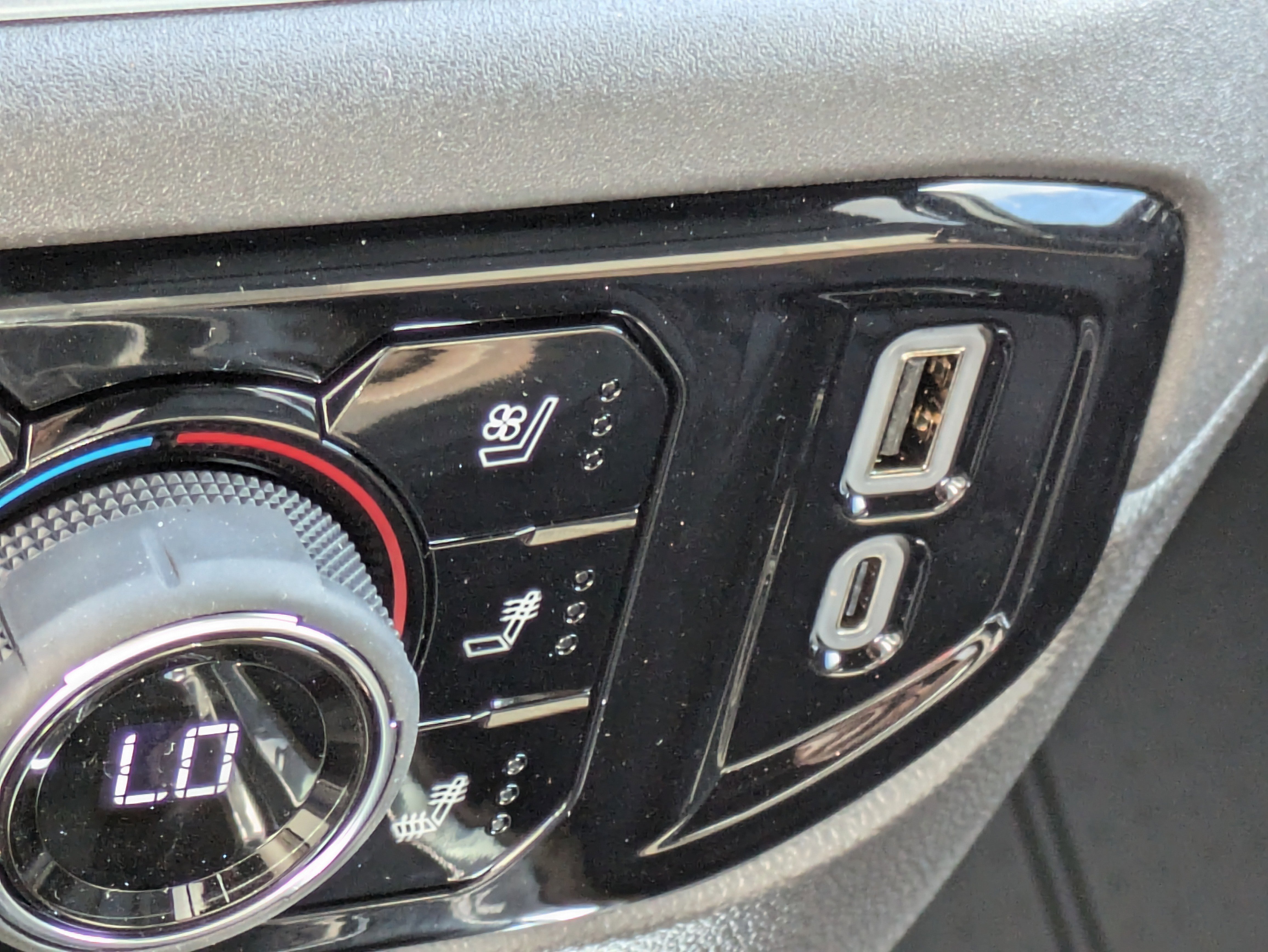 New 2026 Chevrolet Silverado 1500 High Country w/ Technology Package image 26