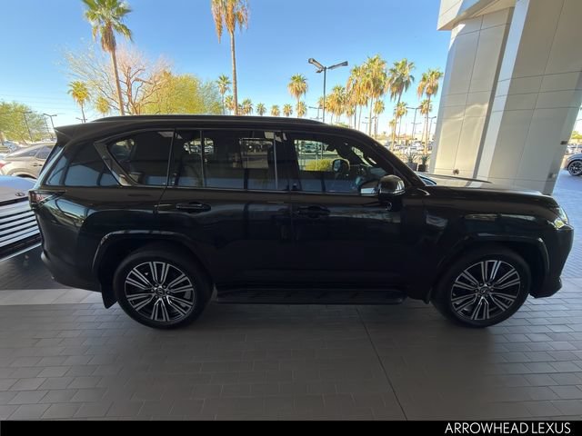 New 2026 Lexus LX 600 4WD w/ Luxury Package image 8