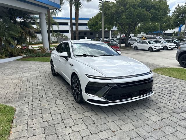 Used 2025 Hyundai Sonata SEL FWD image 40