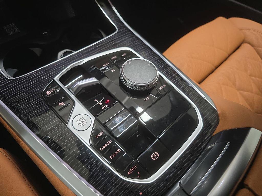 New 2026 BMW X5 sDrive40i w/ M Sport Package RWD image 16