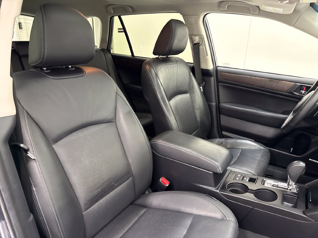 Used 2015 Subaru Outback 3.6R Limited AWD/4WD image 26