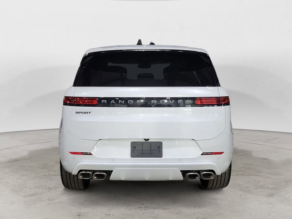 Used 2025 Land Rover Range Rover Sport Dynamic SE image 4