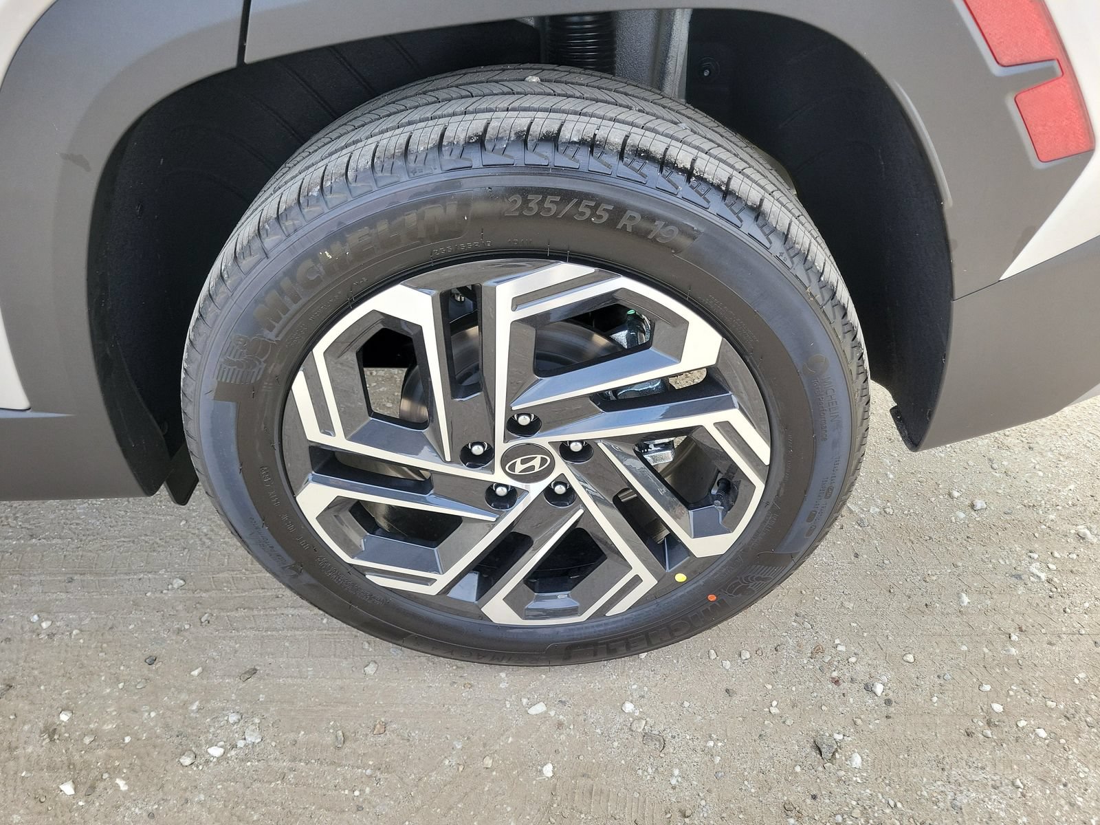 New 2026 Hyundai Tucson Limited AWD/4WD image 21