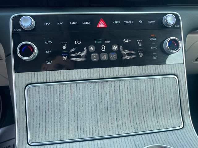 Certified 2025 Genesis GV80 3.5T Prestige AWD/4WD image 25
