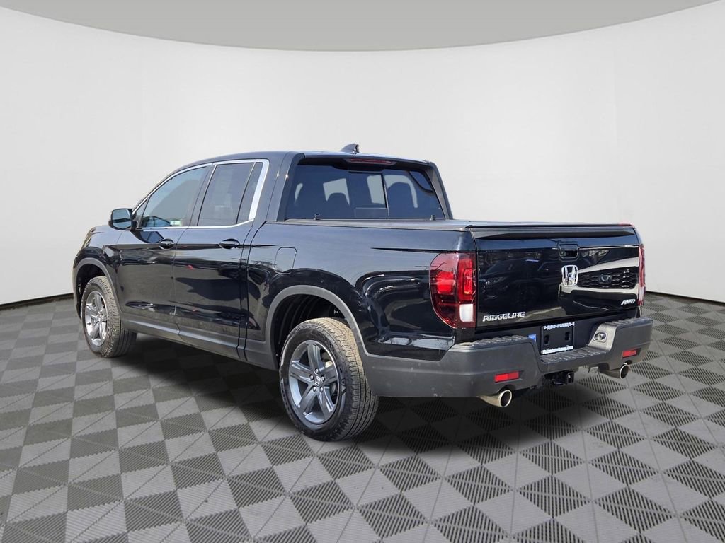 Certified 2023 Honda Ridgeline RTL image 3