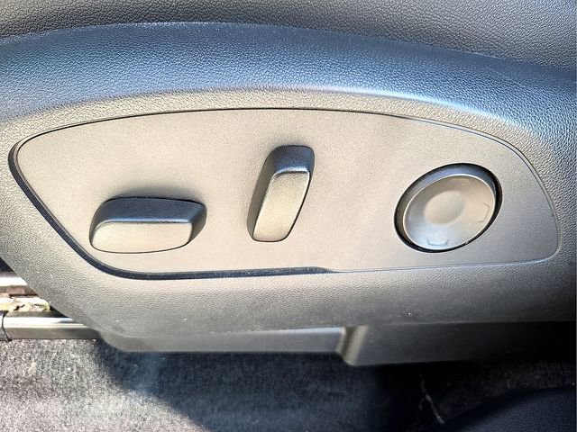 Used 2024 Chevrolet Traverse RS w/ LPO, Floor Liner Package image 18