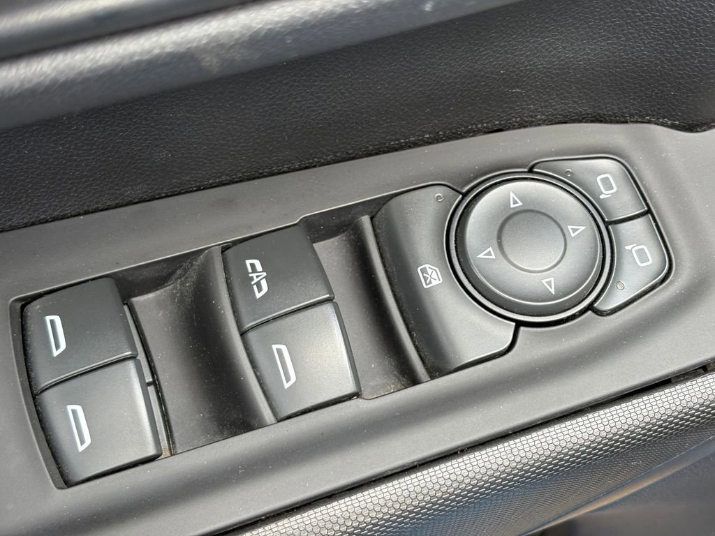 Used 2023 Chevrolet Silverado 1500 Custom RWD image 19