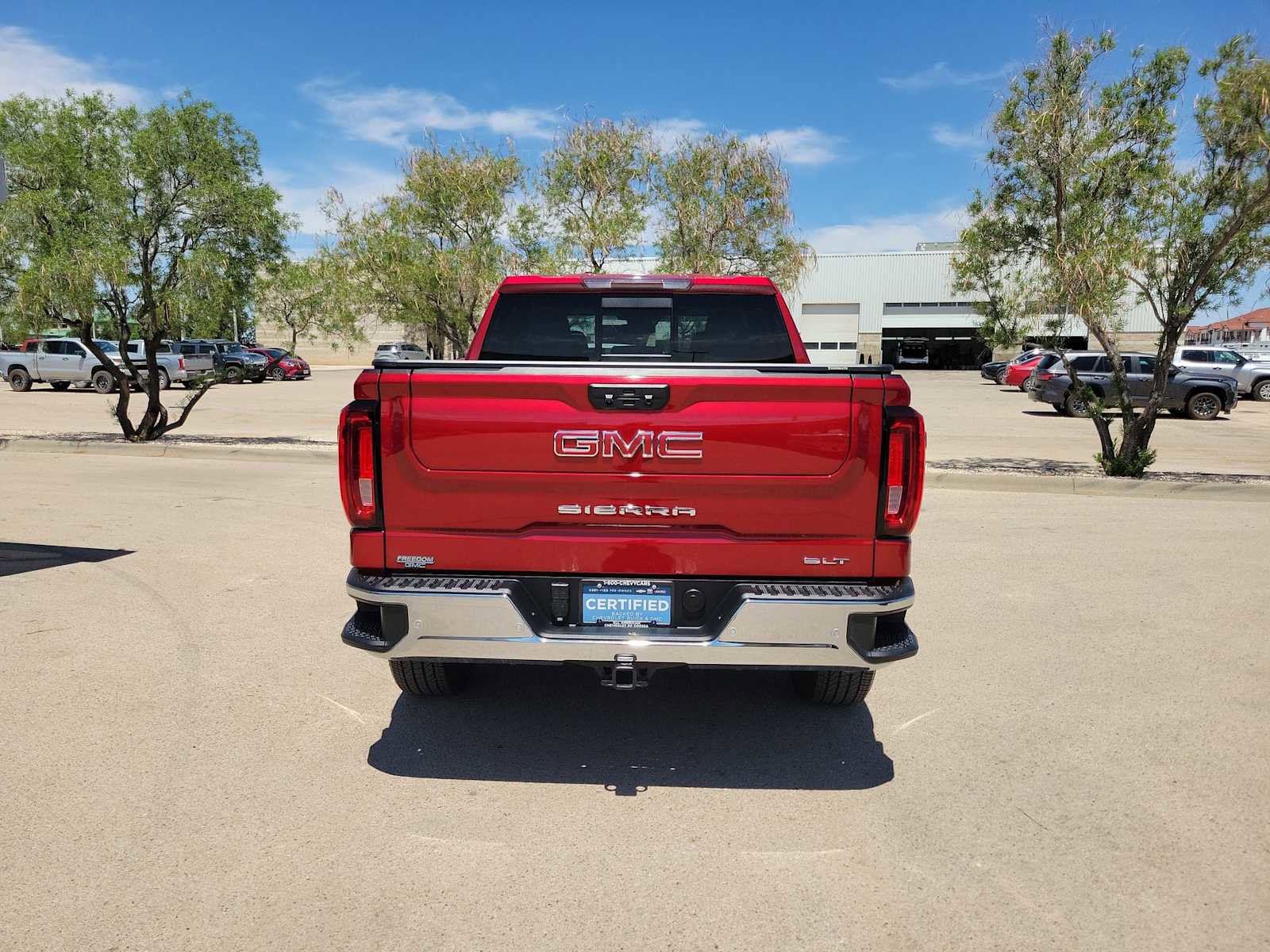 Used 2024 GMC Sierra 1500 SLT image 7