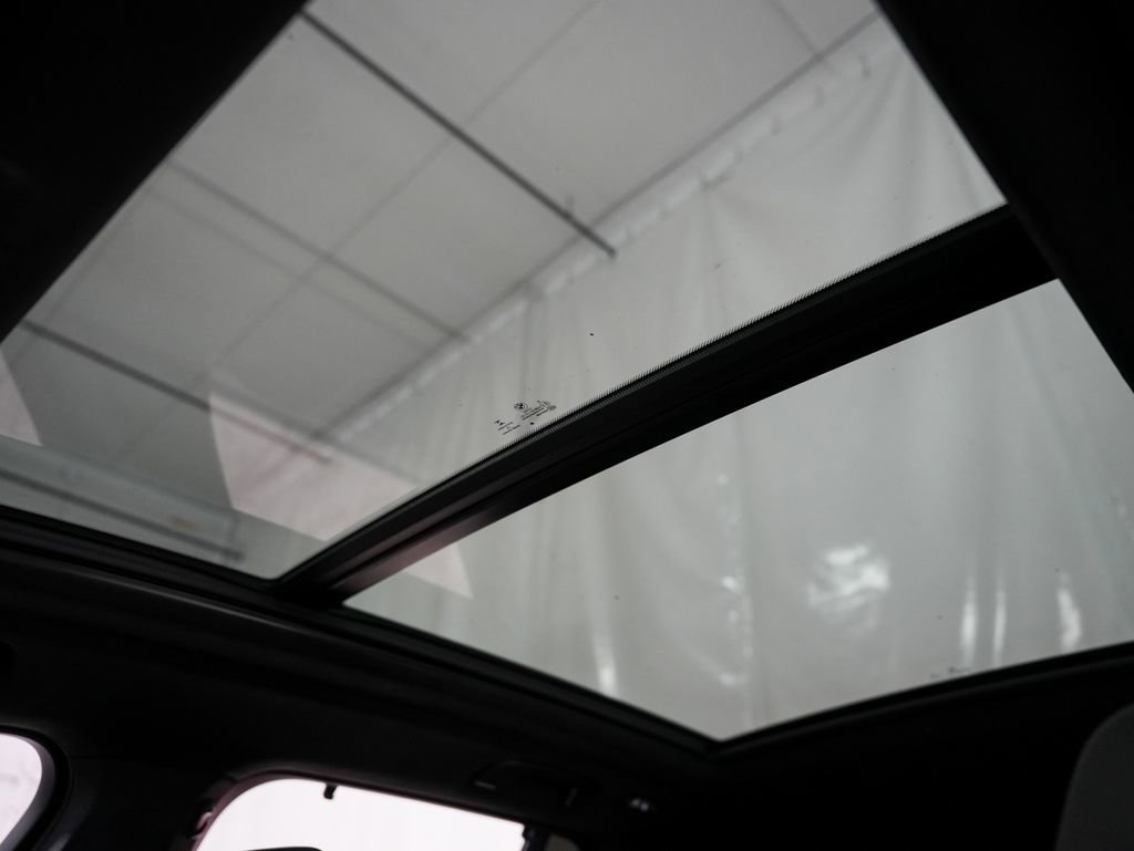 Used 2022 BMW X5 M w/ Competition Package 2 AWD/4WD image 26