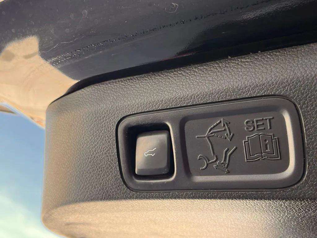 Used 2019 Ford Expedition Max Platinum AWD/4WD image 15