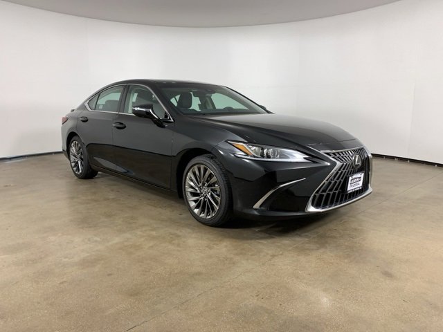 Used 2025 Lexus ES 300h w/ Luxury Package image 5