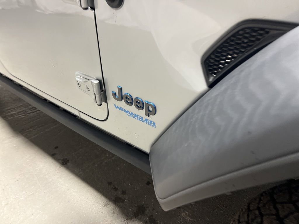 Used 2022 Jeep Wrangler Unlimited Rubicon 4xe image 10