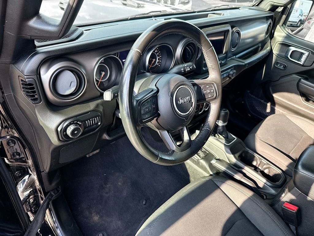 Used 2022 Jeep Wrangler Unlimited Sport AWD/4WD image 10