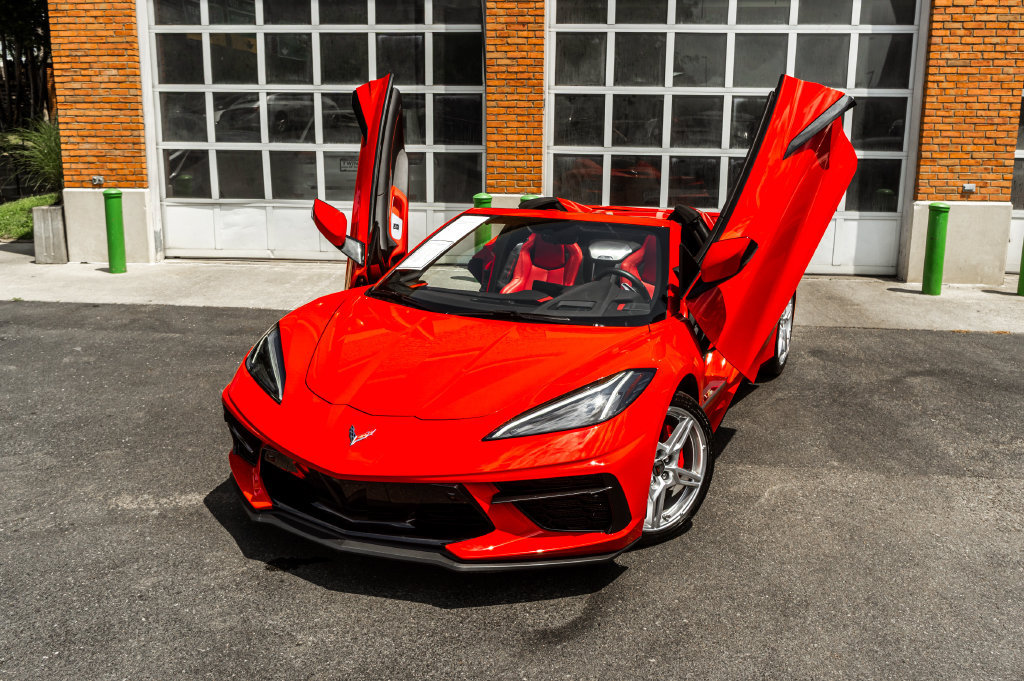 Used 2022 Chevrolet Corvette Stingray Preferred Conv w/ Battery Protection Package RWD image 5