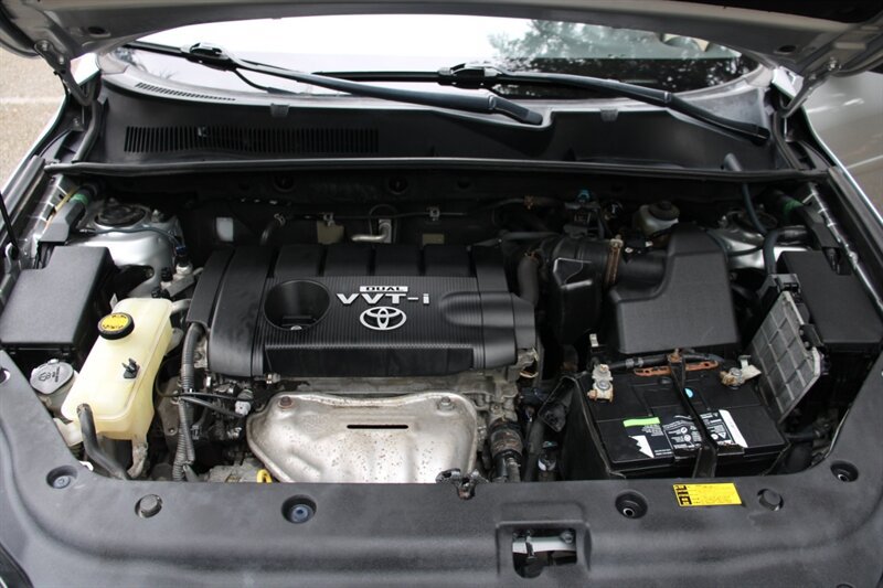 Used 2011 Toyota RAV4 4WD w/ Base L4 Extra Value Pkg image 18