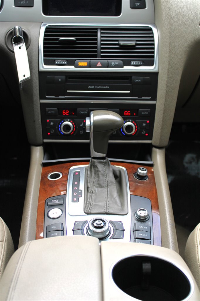 Used 2013 Audi Q7 TDI Prestige w/ Prestige Pkg image 13