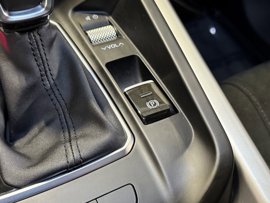 Used 2024 Dodge Hornet R/T Plus image 28