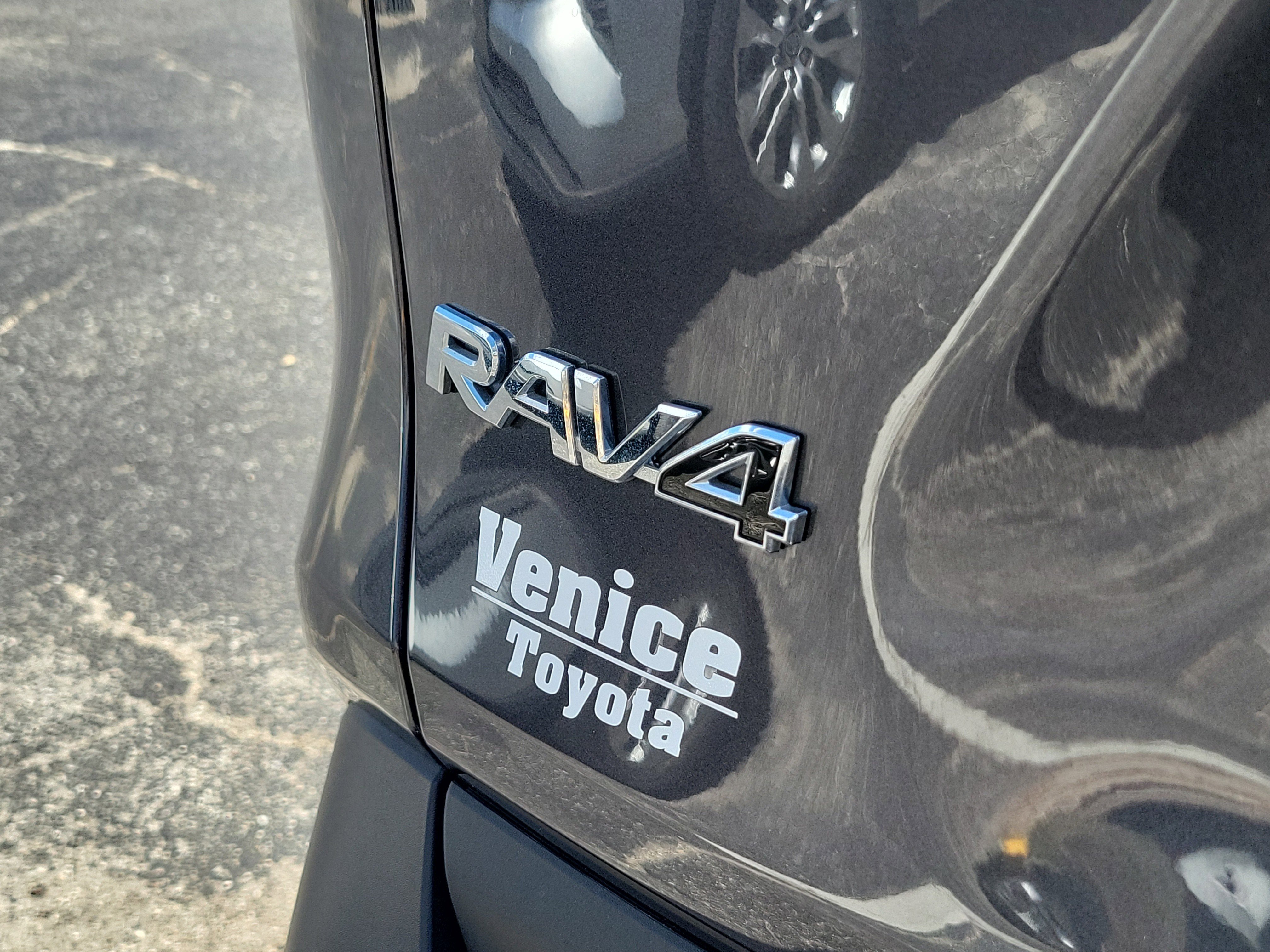 New 2024 Toyota RAV4 XLE w/ Convenience Package FWD image 11